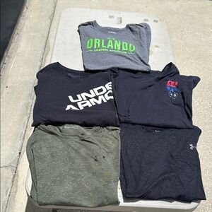 Under Armour Men's Short Sleeve Tees - Lot of 5 size XL ! Great Deal